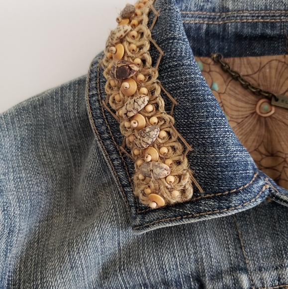 Elie Tahari Jean Jacket W/ Shell Embroidery - Picture 4 of 8